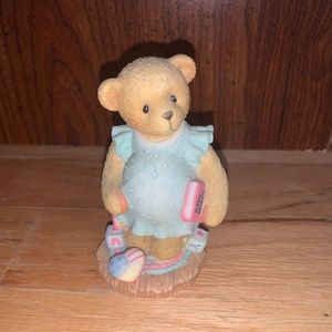 Cherished Teddies Collection: Awaiting the Arrival